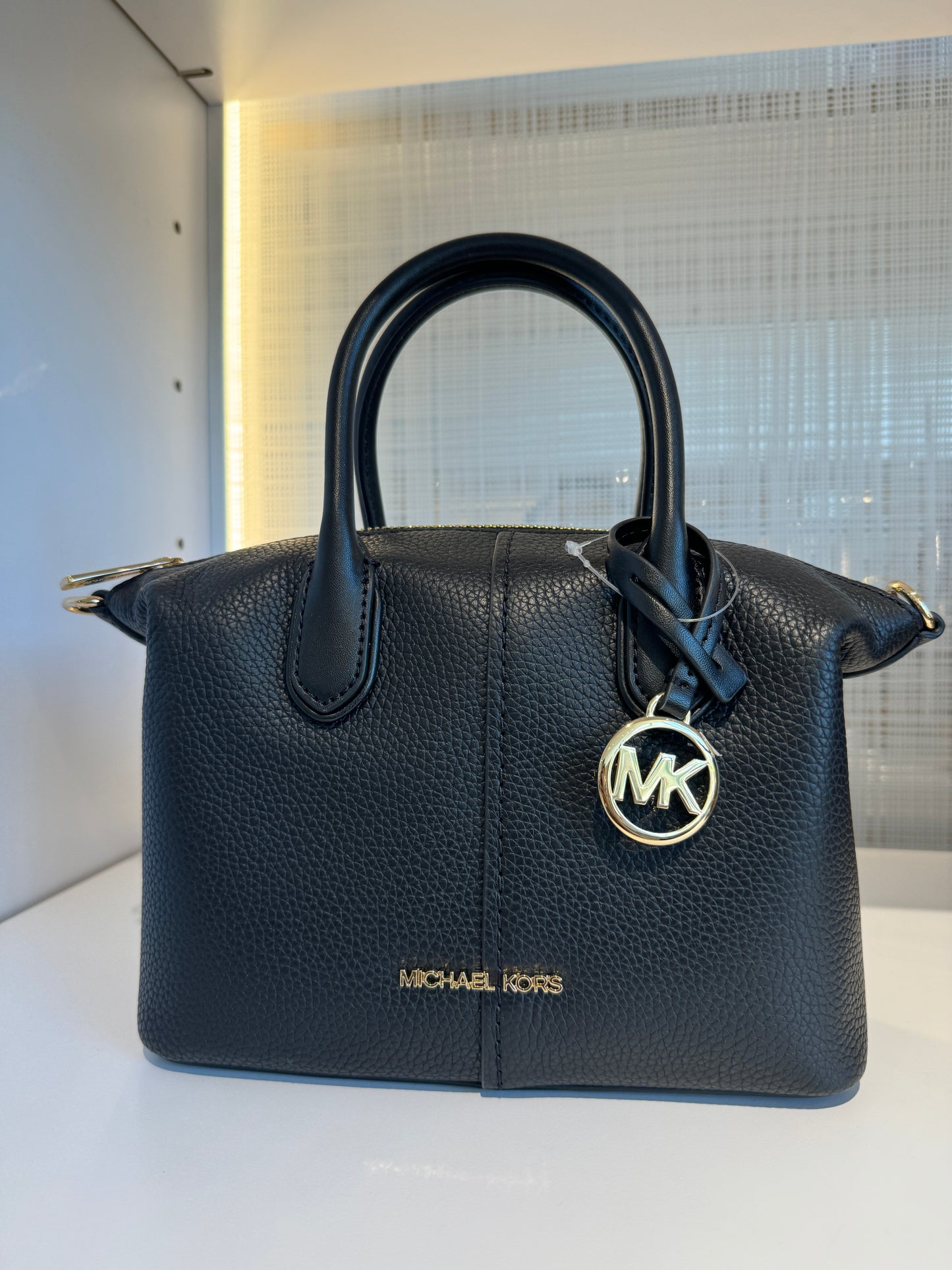 Michael Kors Hyde Small Logo Satchel In Leather Black (Pre-Order)