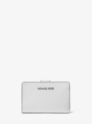 Michael Kors Jet Set Travel Medium Bifold Zip Corner Wallet In Saffiano Leather Optic White (Pre-Order)