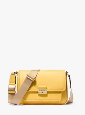 Michael Kors Bradshaw Medium Leather Messenger Bag In Daisy Yellow (Pre-Order)