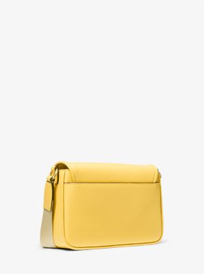 Michael Kors Bradshaw Medium Leather Messenger Bag In Daisy Yellow (Pre-Order)