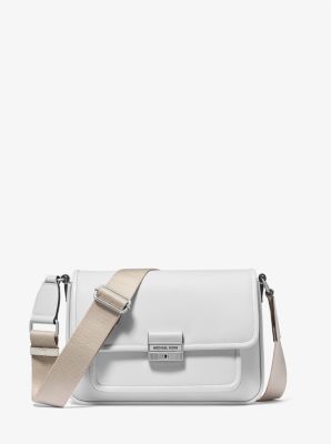 Michael Kors Bradshaw Medium Leather Messenger Bag In Optic White (Pre-Order)