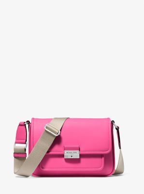 Michael Kors Bradshaw Medium Leather Messenger Bag In Dragonfruit (Pre-Order)