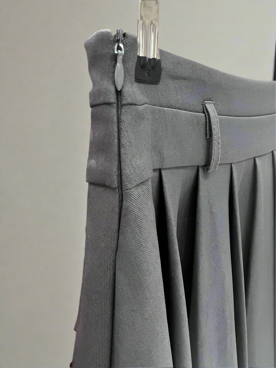 Raffida Kelly High Waist Pleated Skirt In Dark Grey