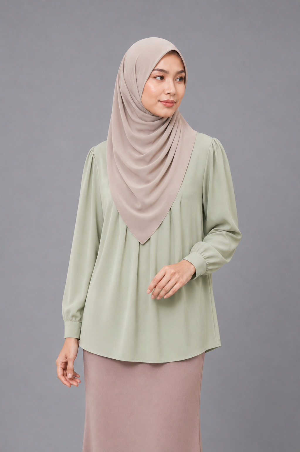 Raffida Christina In Light Green