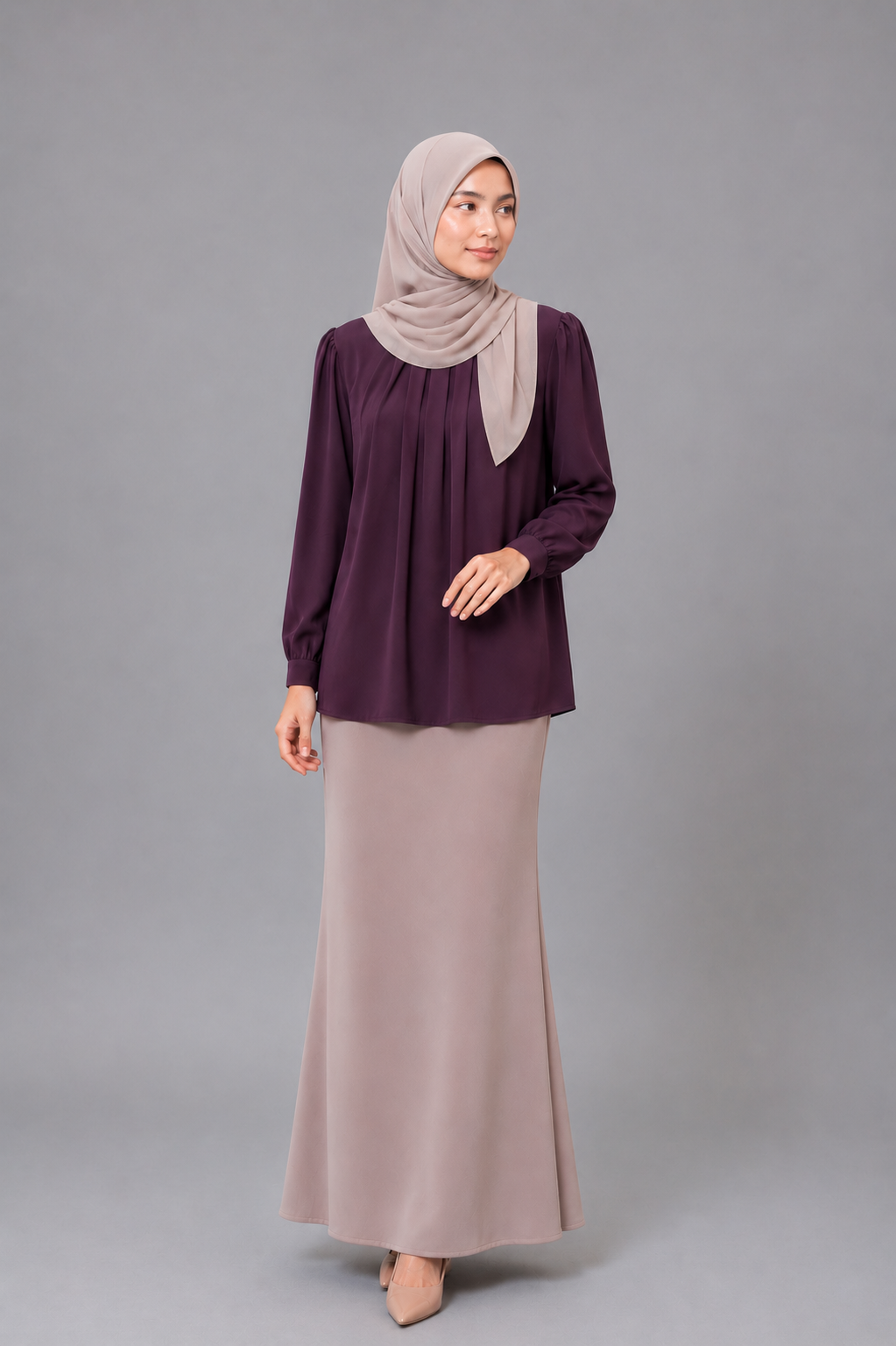 Raffida Christina In Dark Purple