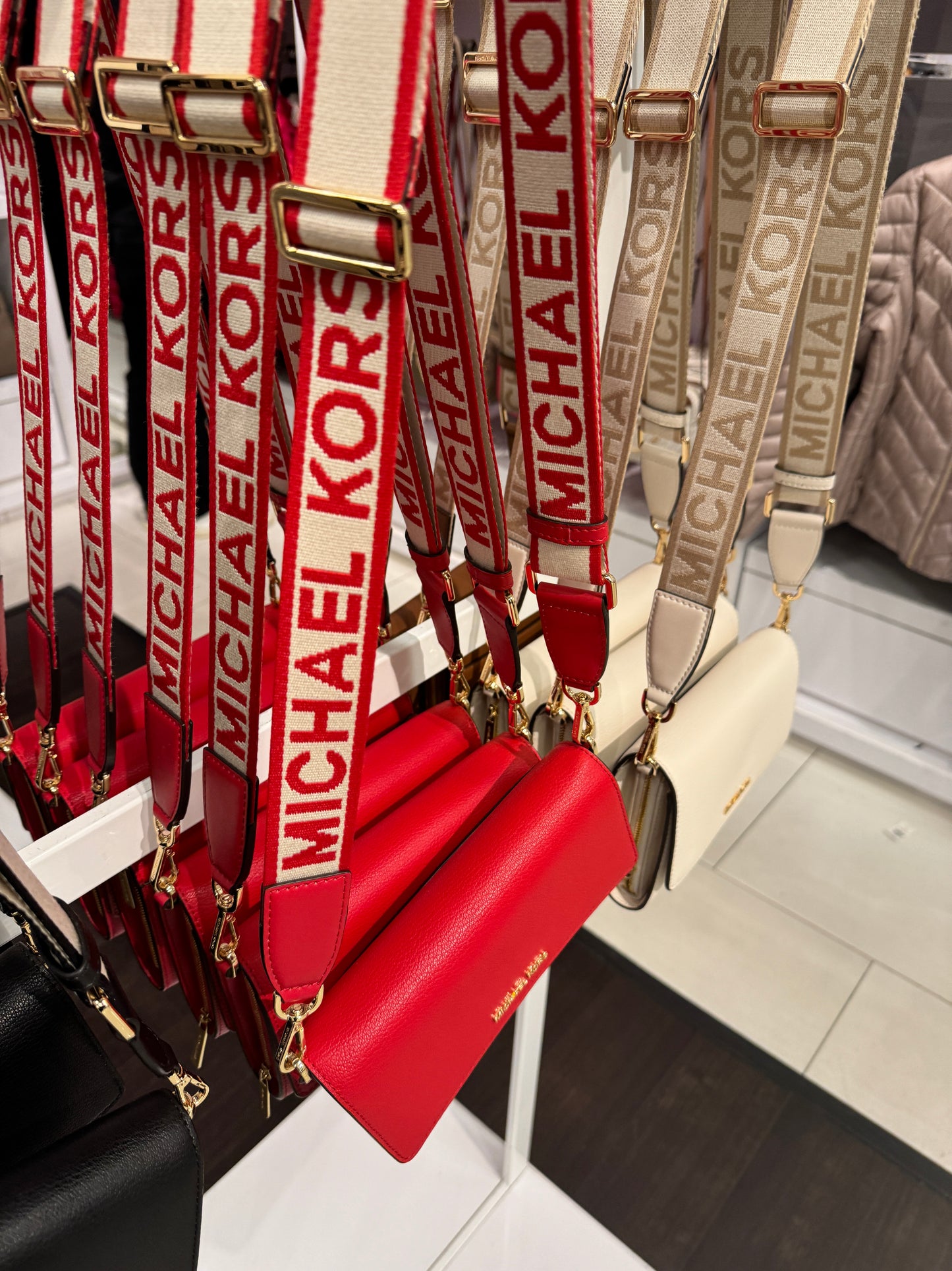 Load image into Gallery viewer, Michael Kors Jet Set Large ZA Wallet Crossbody In Red (Pre-Order)
