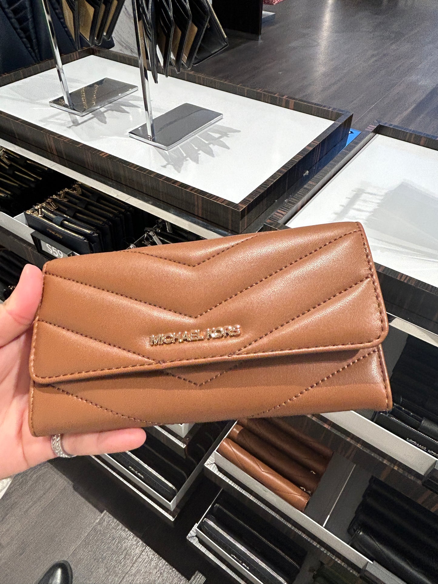 Michael Kors Large Trifold Wallet In Luggage (Pre-order)