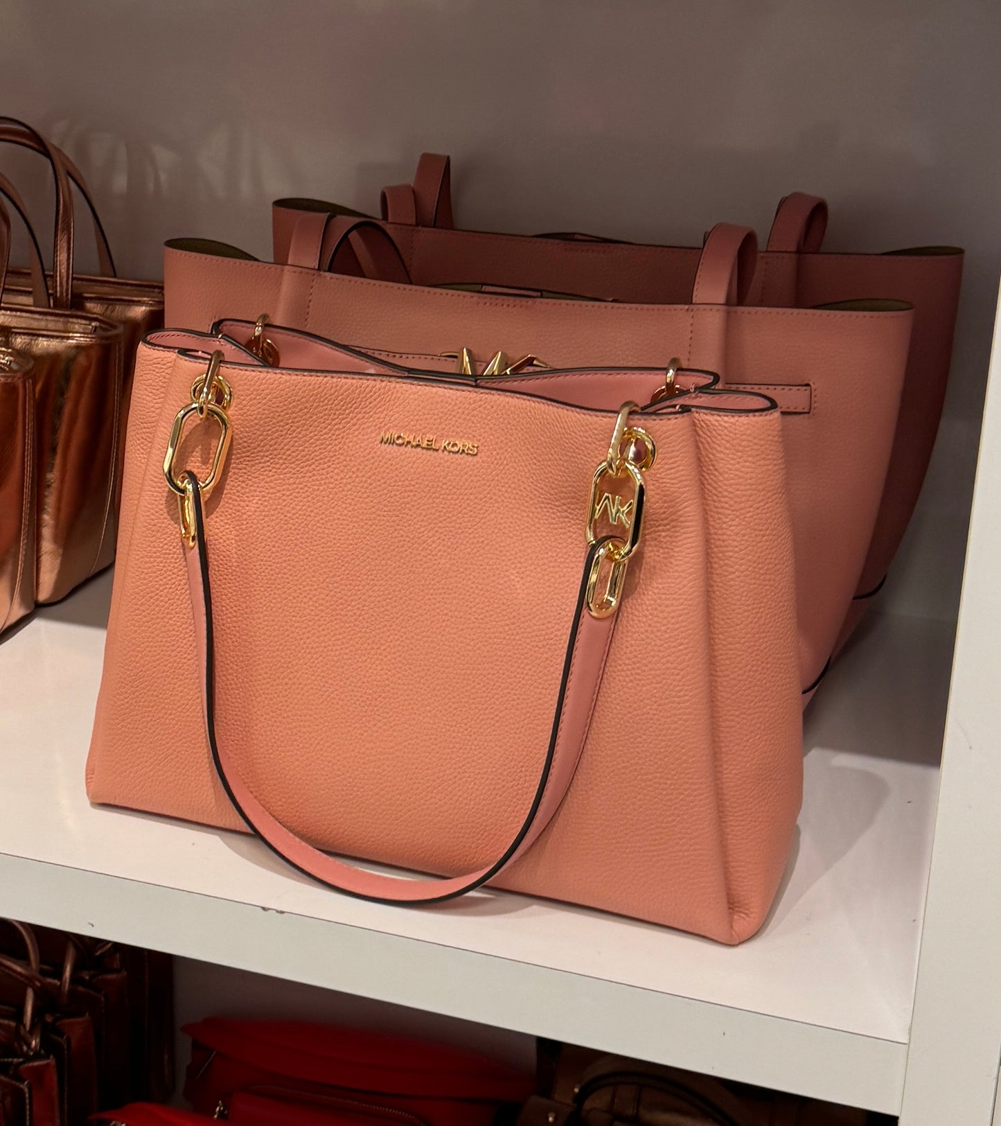 Michael Kors Trisha Shoulder Bag In Leather Grapefruit Pink (Pre-Order)