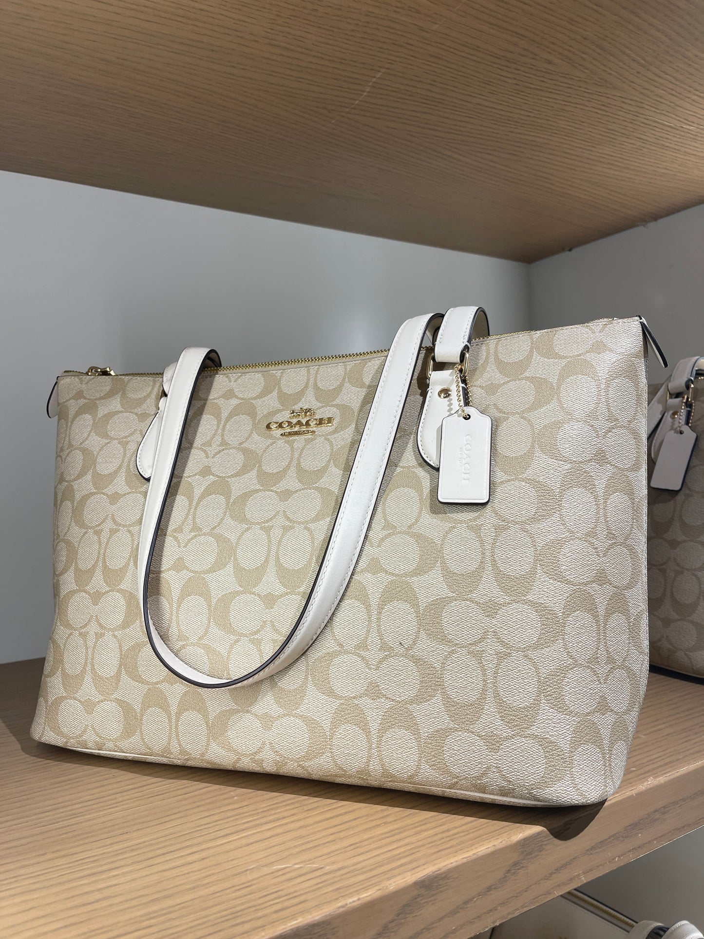 Coach Gallery Tote In Signature Light Khaki Chalk (Pre-Order)