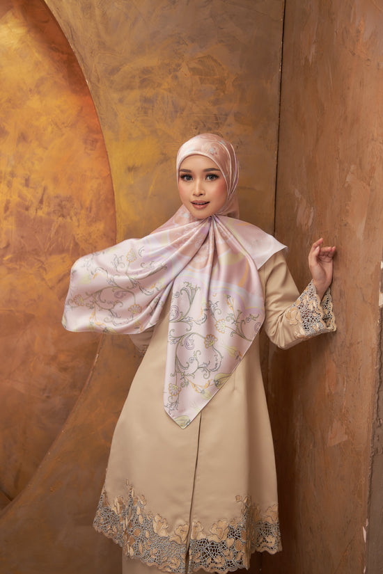 Raffida Zahraa In Dusty Pink