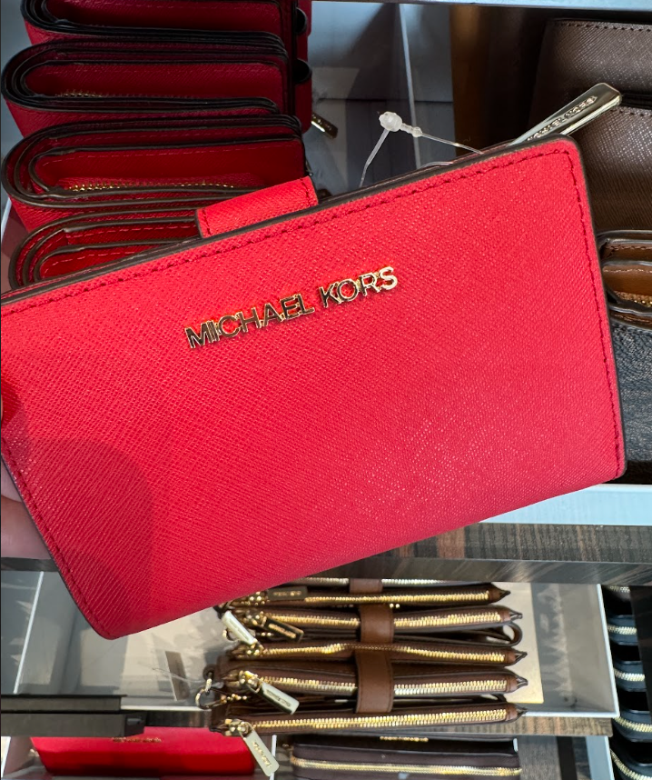 Michael Kors Jet Set Travel Medium Bifold Zip Corner Wallet In Saffiano Bright Red (Pre-Order)