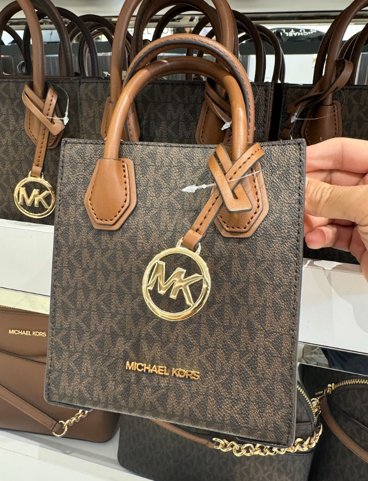 Michael Kors Crossbody Extra Small Mercer In Monogram Brown (SAMPLE)