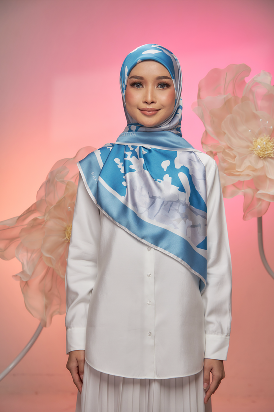 Raffida Leaves In Dusty Blue with Silver