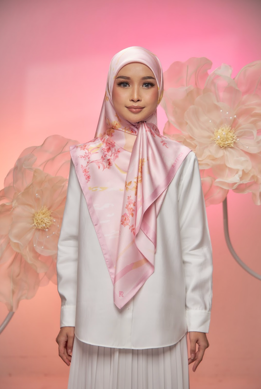 Raffida Dandelion In Candy Pink