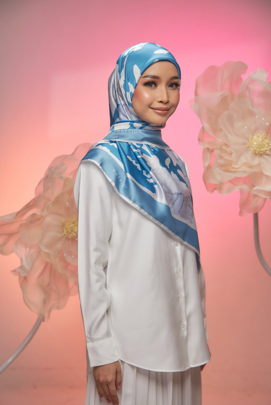 Raffida Leaves In Dusty Blue with Silver