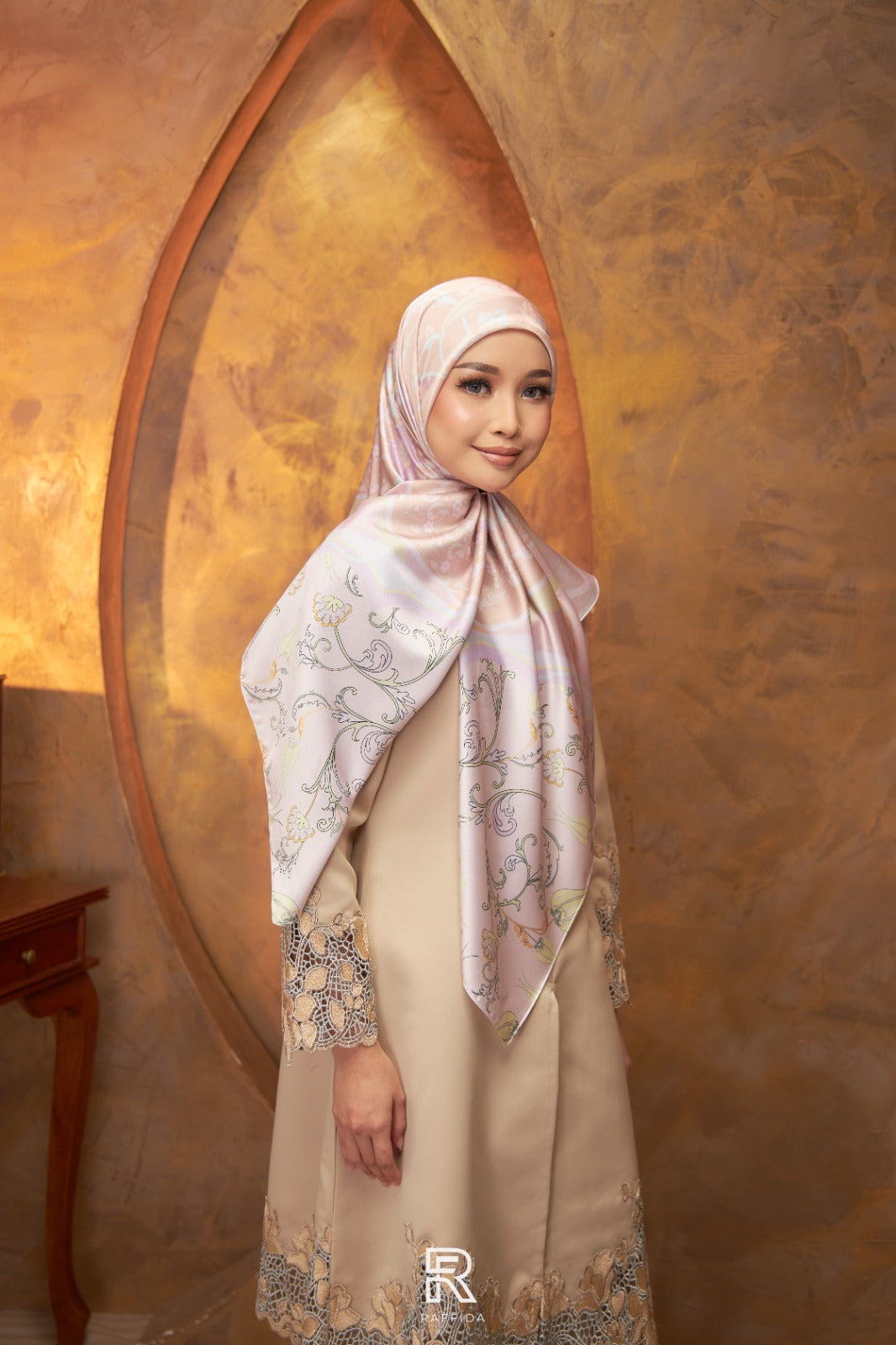 Raffida Zahraa In Dusty Pink