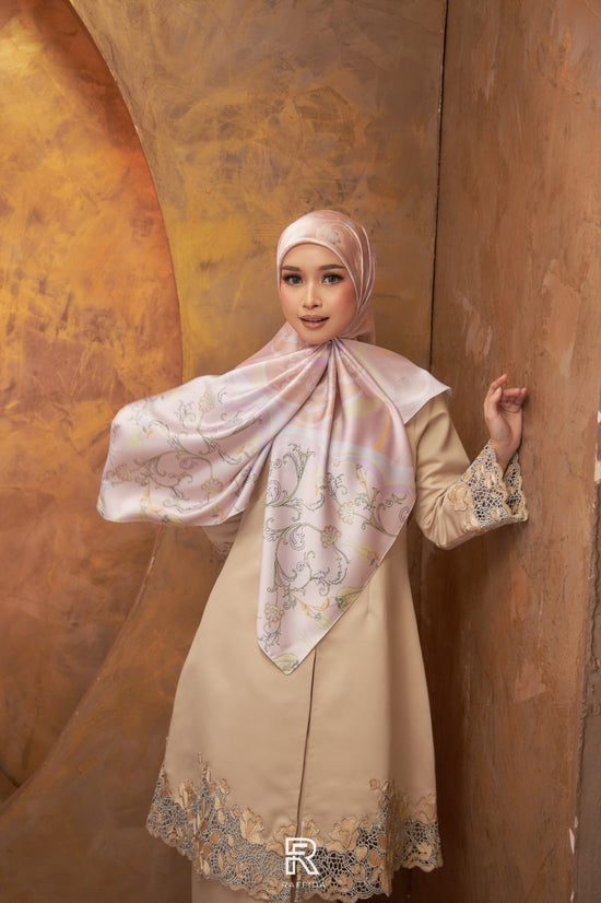 Raffida Zahraa In Dusty Pink