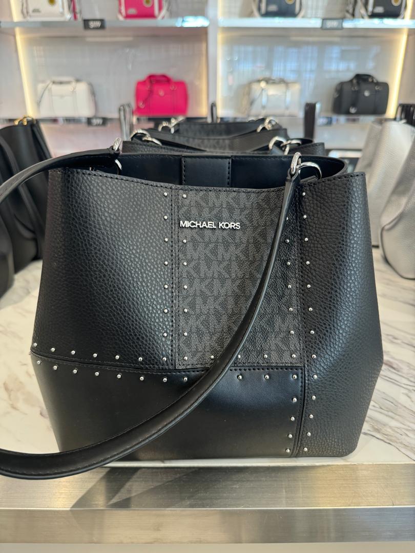 Michael Kors Pratt Medium Studded Patchwork and Signature Logo Shoulder Bag In Black (Pre-Order)