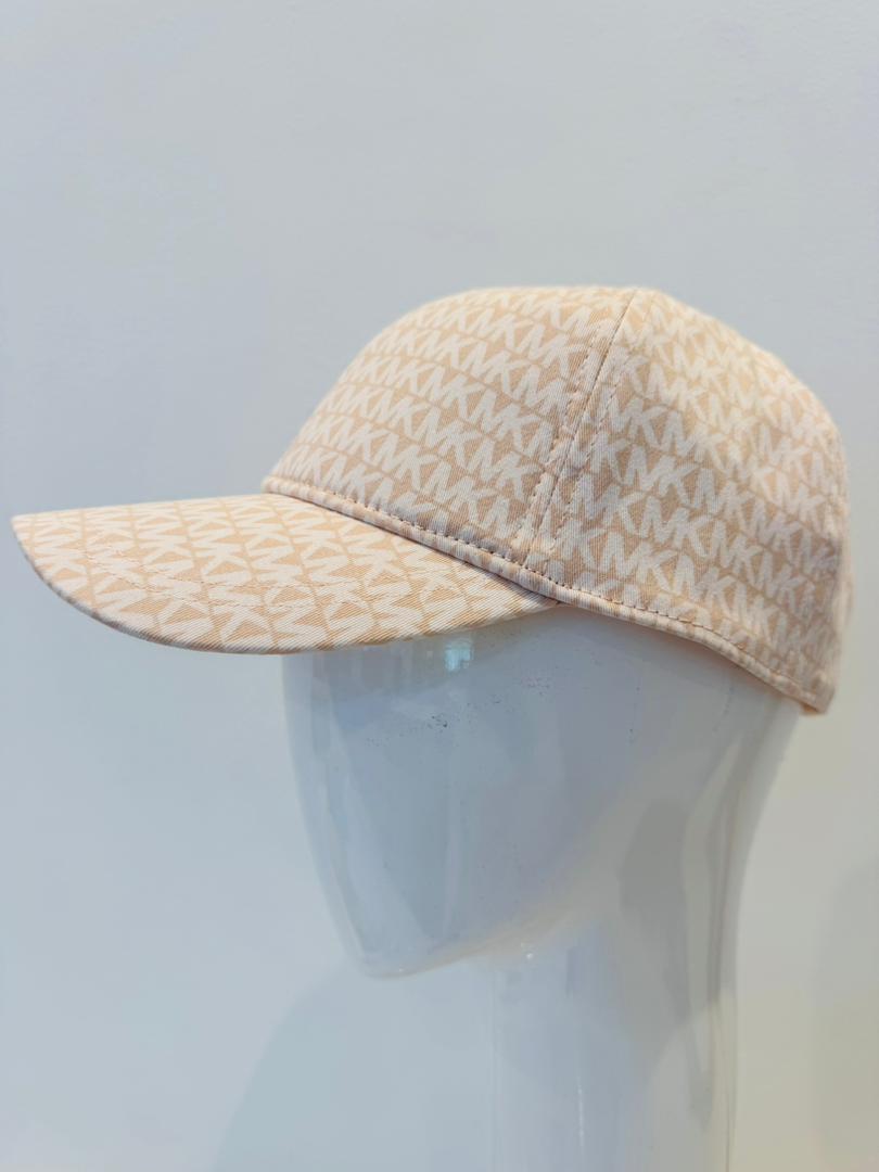 Michael Kors Baseball Cap in Sig Powder Blush – SELLECTION
