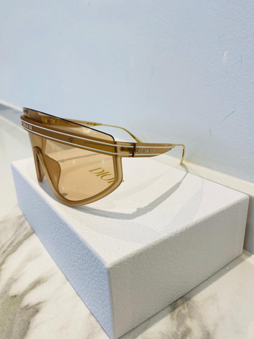 Preloved COMPLETE SET Excellent Condition Dior DiorClub M2U Sunglasses In Nude
