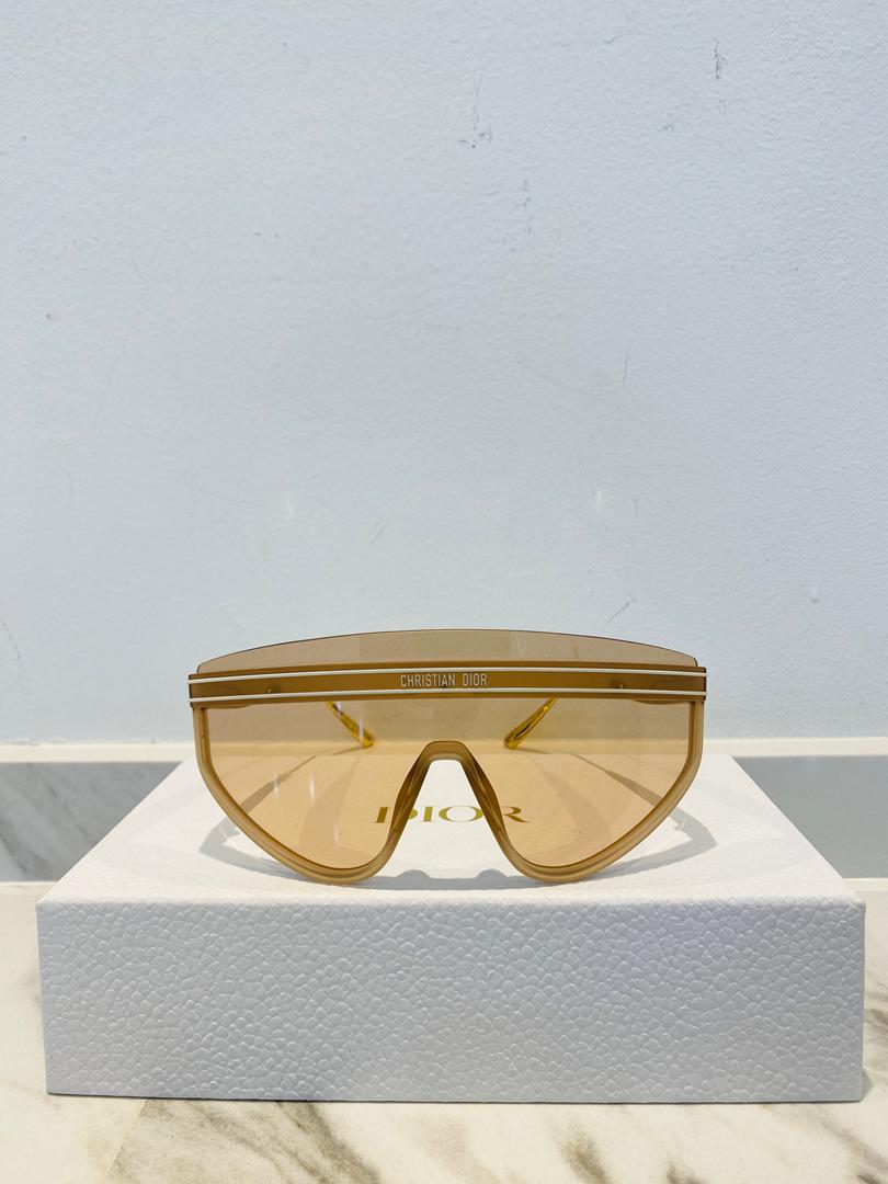 Preloved COMPLETE SET Excellent Condition Dior DiorClub M2U Sunglasses In Nude