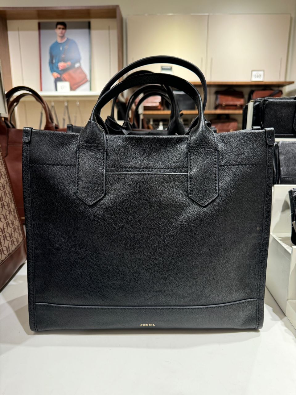 Fossil Kyler Large Tote In Black (Pre-Order)