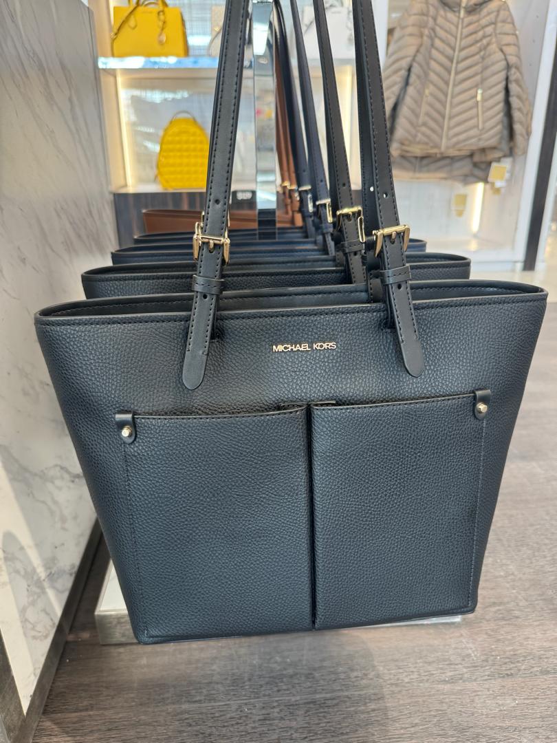 Michael Kors Medium Double Pocket Tote In Black (Pre-Order)