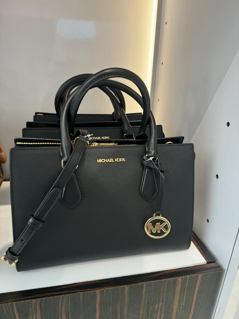 Michael Kors Sheila Medium Satchel In Black (Pre-Order)