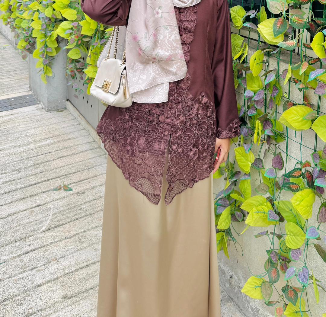 Raffida Zara Satin Flare Skirt In Champagne