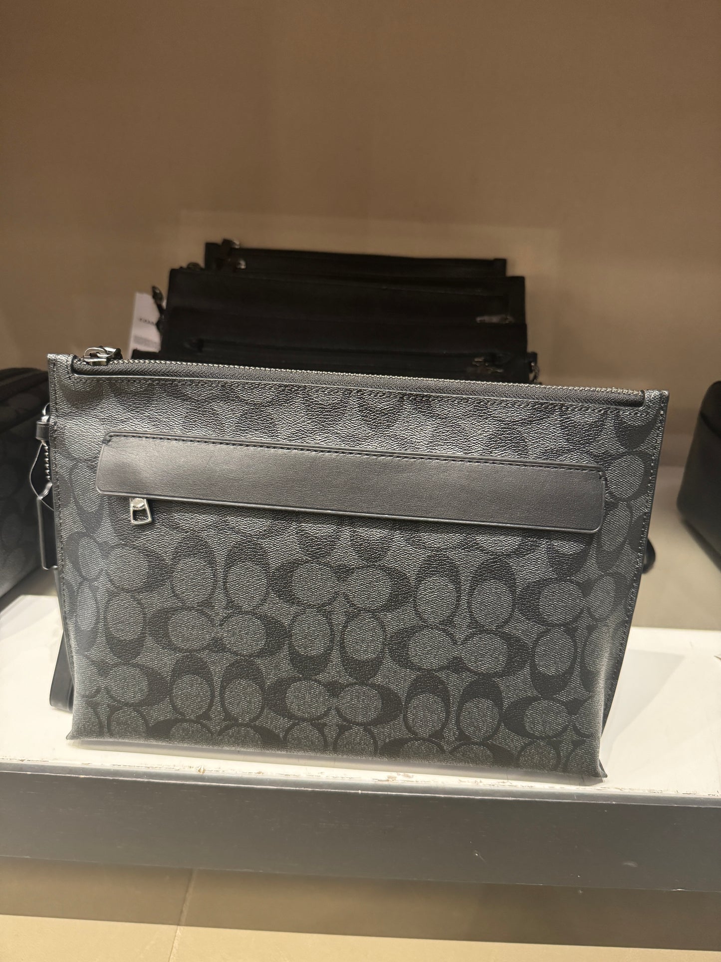 Coach Men Carryall Pouch In Signature Charcoal Black (Pre-Order)