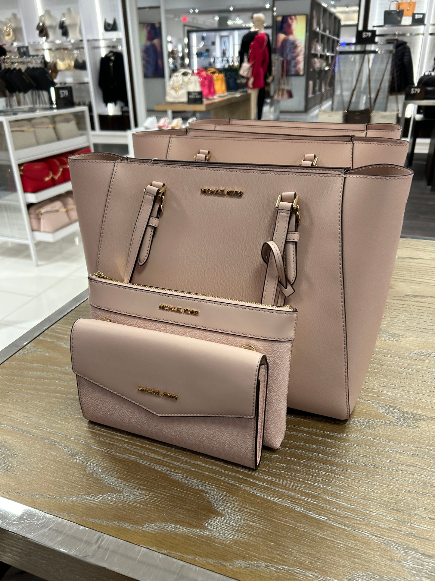 Load image into Gallery viewer, Michael Kors Charlotte Large 3-In-1 Tote In Powder Blush (Pre-Order)
