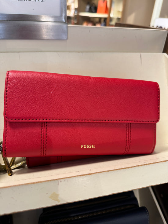 Fossil Jori Flap Clutch In Red (Pre-Order)