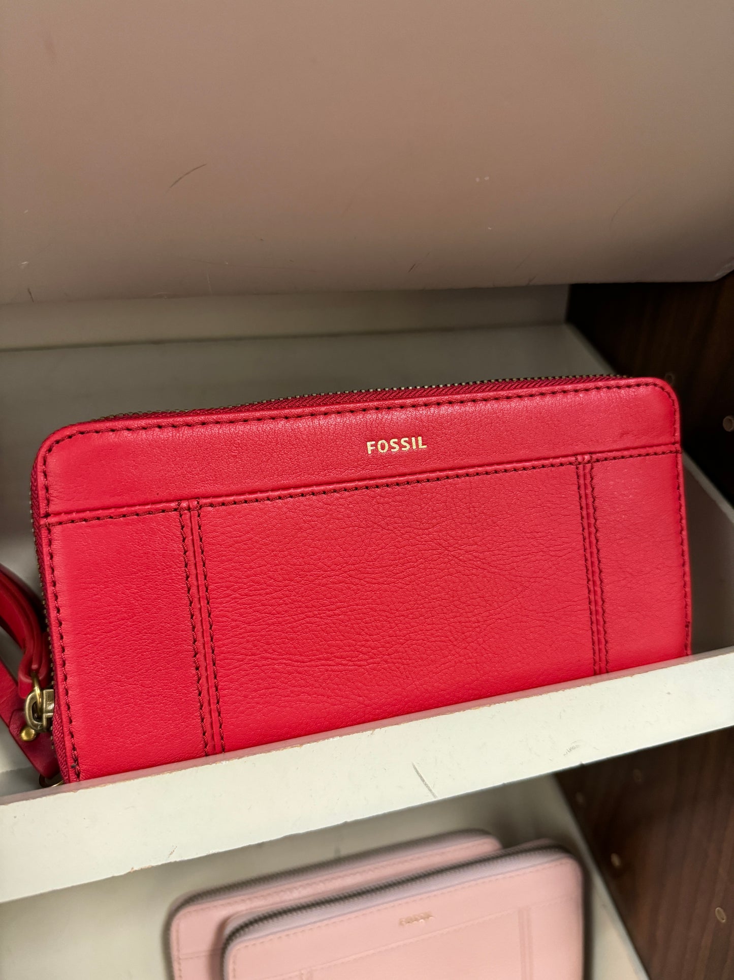 Fossil Jori Zip Clutch In Red