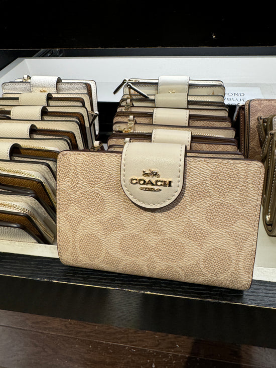 Coach Medium Corner Zip Wallet In Signature Gold Sand Chalk (Pre-Order)