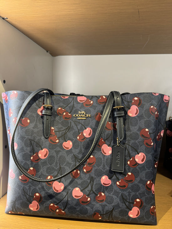 Coach Mollie Tote In Signature Canvas With Cherry Print Denim multi (Pre-Order)