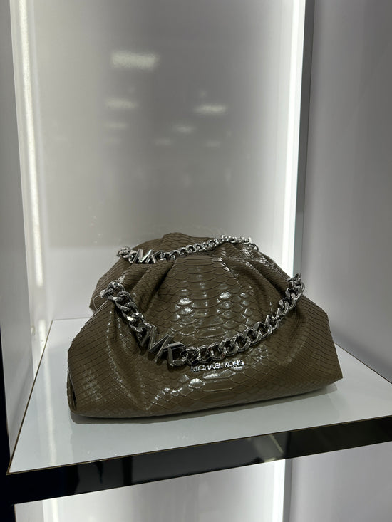 Load image into Gallery viewer, Michael Kors Nola Small Chain Clutch In Dusk (Pre-Order)
