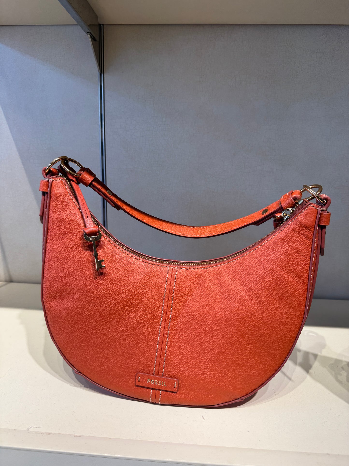 Fossil Shae Small Hobo In Red Clay (Pre-Order)