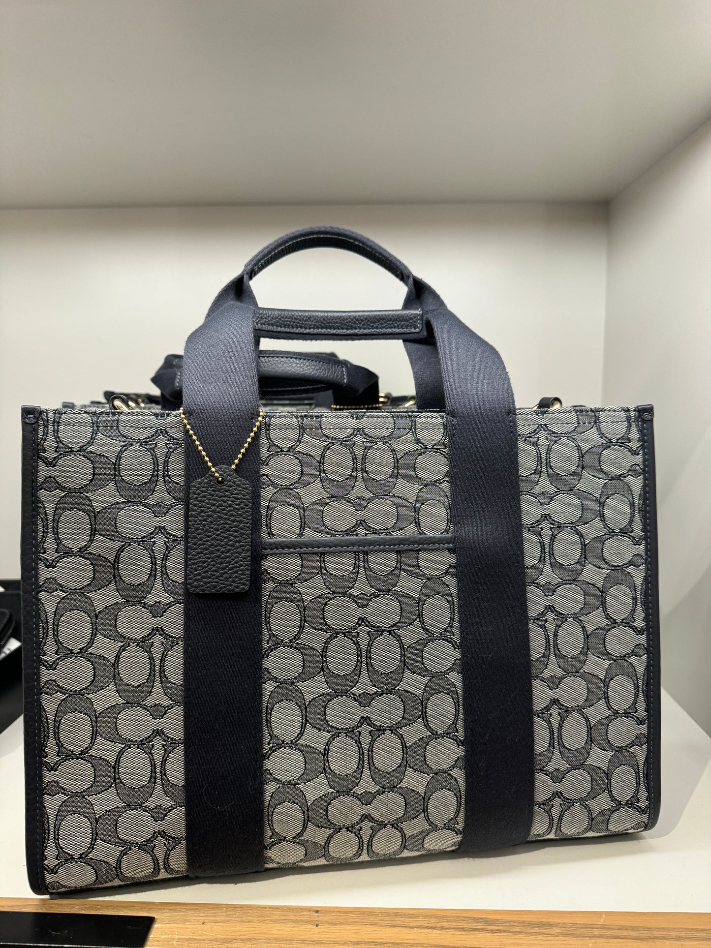 Coach Smith Tote Bag In Signature Jacquard non leather Gold Navy Midnight Navy (Pre-Order)