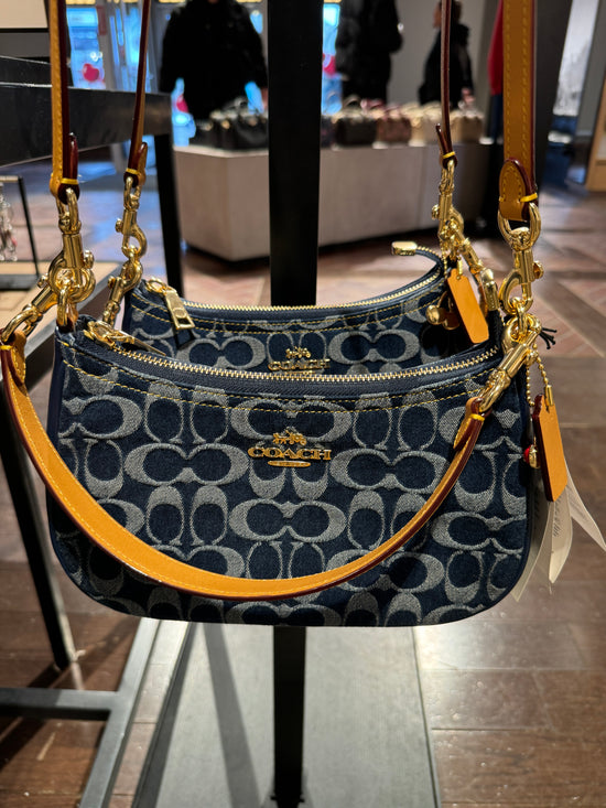 Coach Teri Shoulder Bag In Signature Denim (Pre-Order)