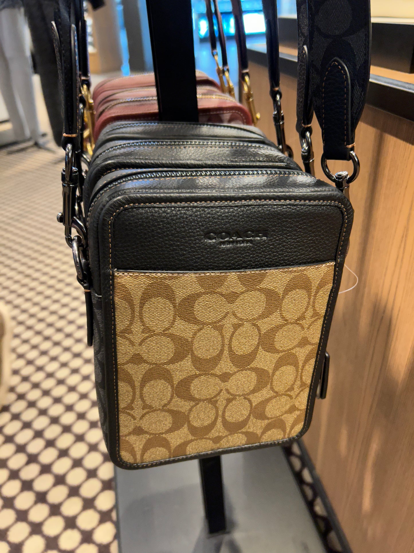 Coach 2025 men sling