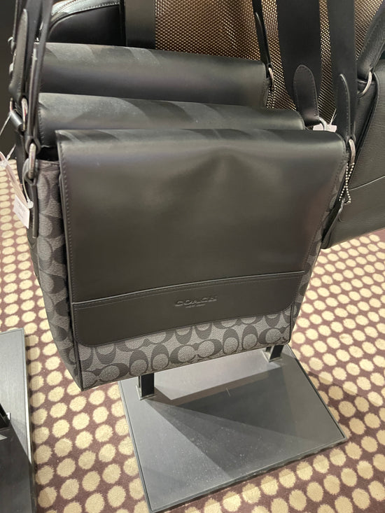 Load image into Gallery viewer, Coach Men Houston Map Bag Signature Smoke Black
