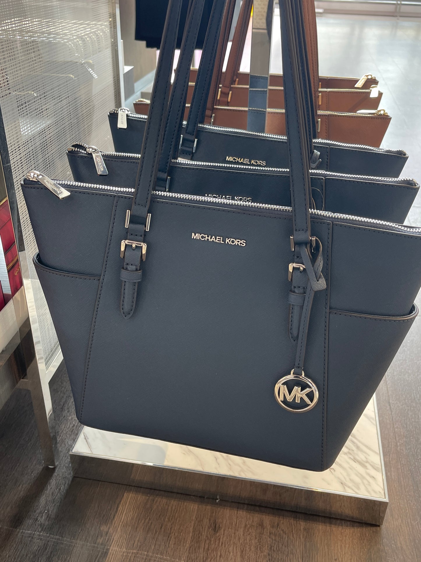 Load image into Gallery viewer, Michael Kors Charlotte Large Tote In Navy (Pre-order)

